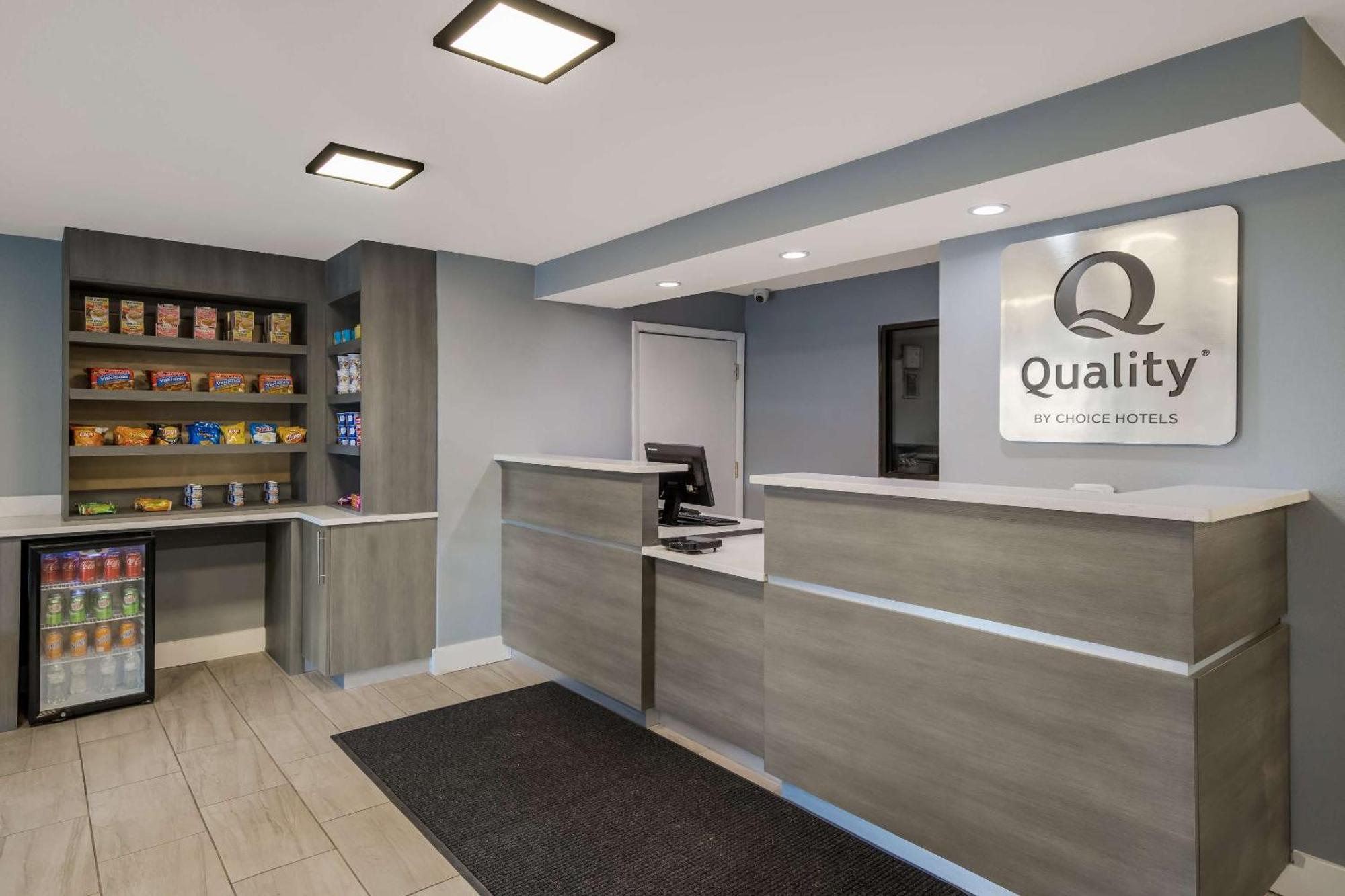 פלטצ'ר Quality Inn Asheville Airport מראה חיצוני תמונה